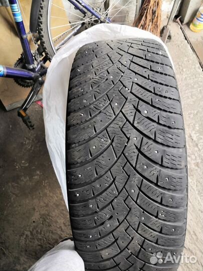 Pirelli Scorpion Ice Zero 2 225/60 R19