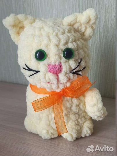 Плюшевая игрушка котик