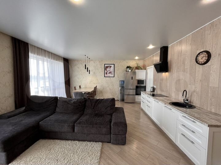 4-к. квартира, 160 м², 2/3 эт.
