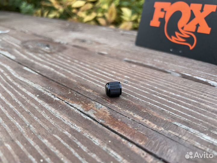 Колпачок для амортизатора - FOX Air Valve Cap