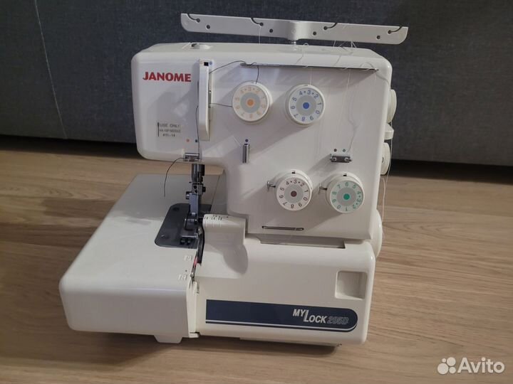 Оверлок Janome 205d