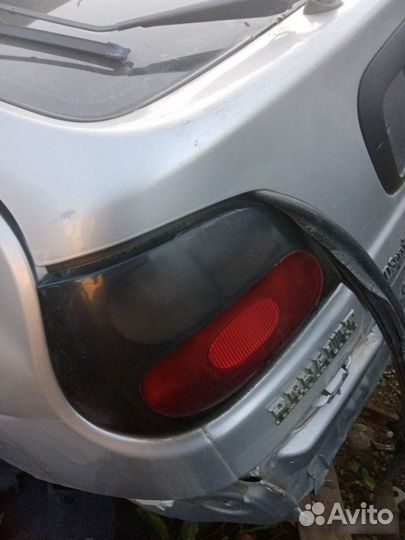 Фонарь Renault Megane хэтчбек