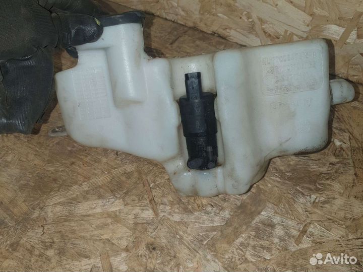 Бачок омывателя рено симбол клио 2