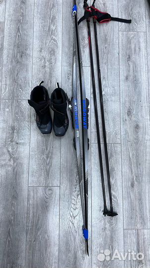 Лыжные ботинки Salomon и лыжи Nordway с палками