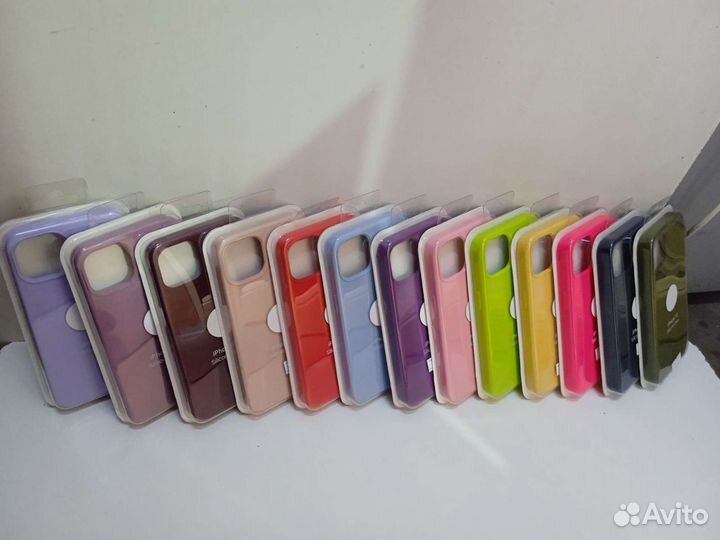 Чехлы на iPhone 13/13 Pro