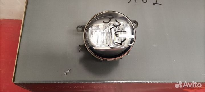 Птф правая Toyota Camry 70