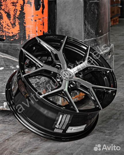 Кованые диски Toyota Camry R19 наличие