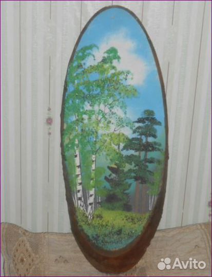 Картина из камня на спиле дерева