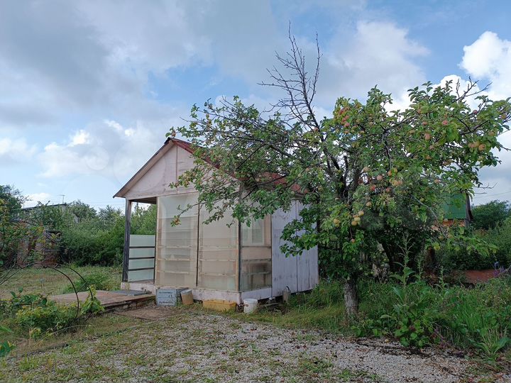 Дача 13,5 м² на участке 6 сот.