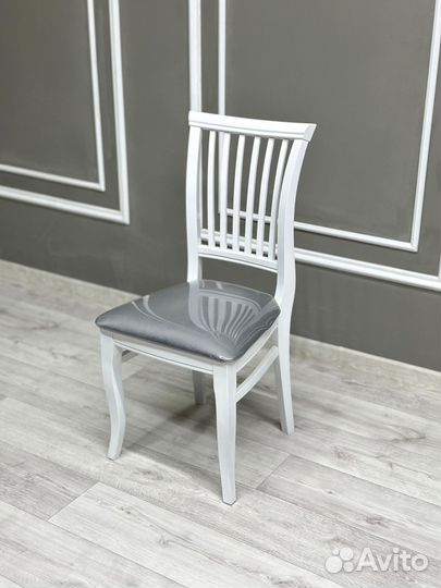 Стол со стульями в наличии\оплата при получении