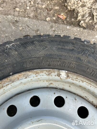 Колесо для машины на зимней резине