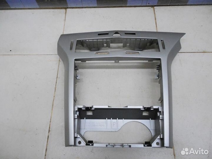 Рамка магнитолы Astra H / Family 2004-2015