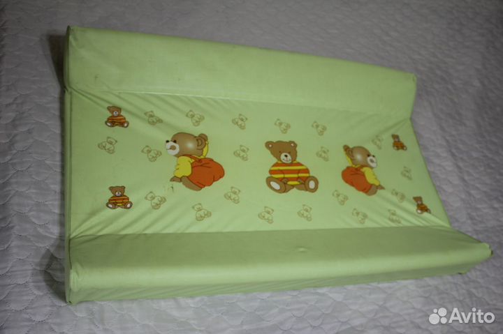 Доска - стол для пеленания ребёнка