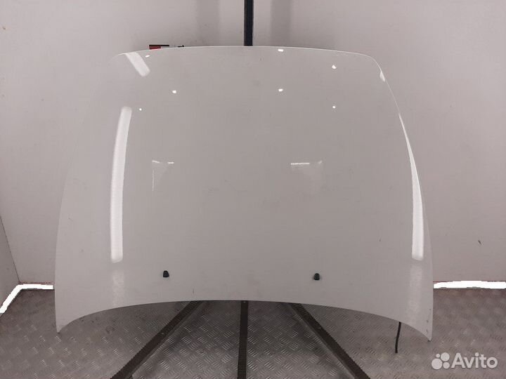 Капот белого цвета Volvo C70(MC) S40 V50