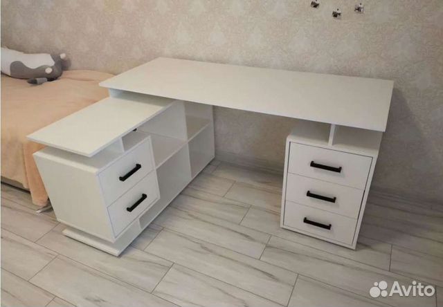 Компьютерный стол скму 3