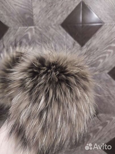 Помпон рыжий енот