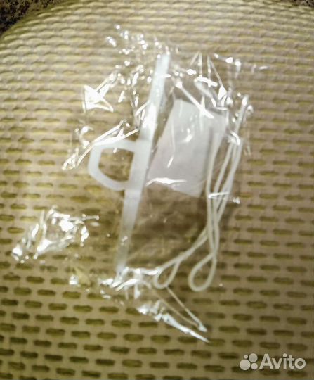 Маска новая пластик медицинская