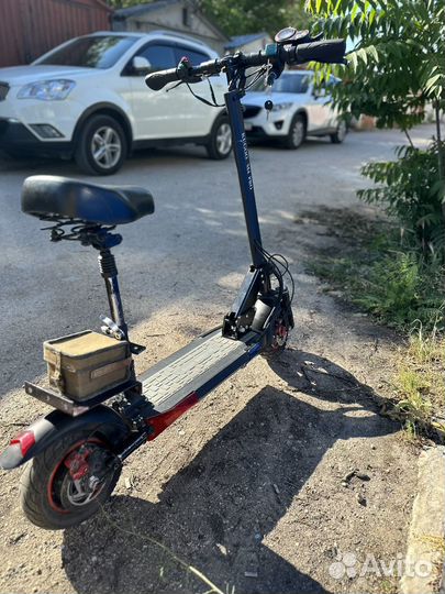 Самокат взрослый электрический