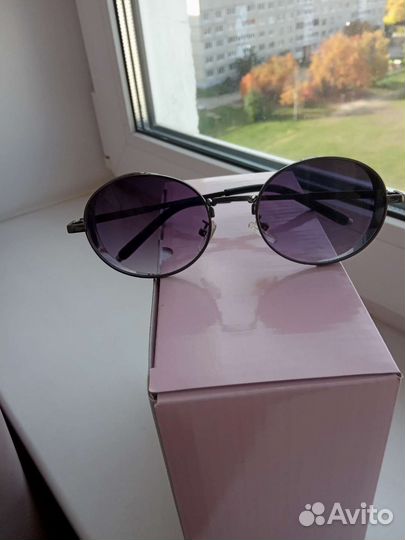 Очки солнцезащитные