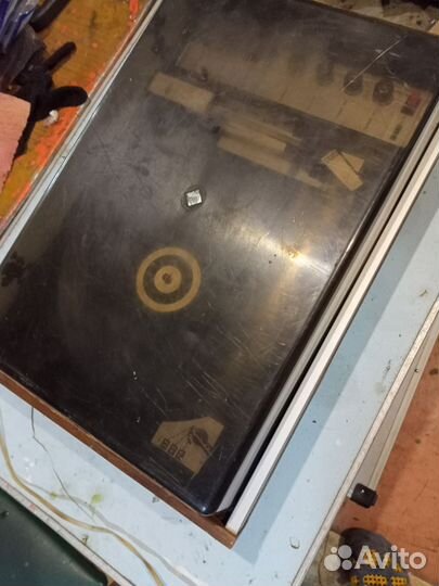 Виниловый проигрыватель