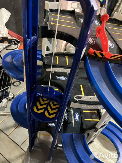 Трасса многоуровневый гараж