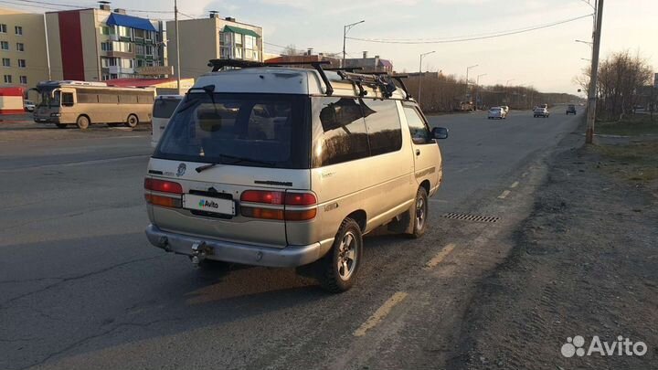 Toyota Town Ace 2.2 AT, 1996, 271 000 км