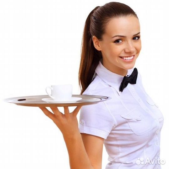 Официант в кафе малина