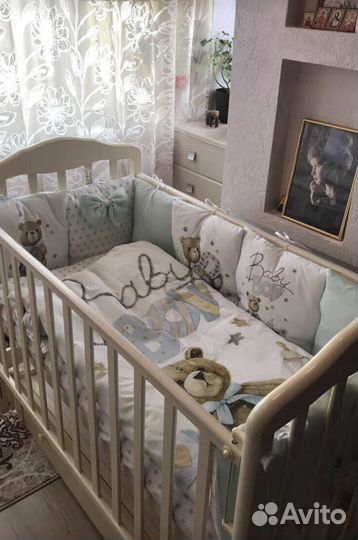 Бортики и постельное белье в детскую кроватку