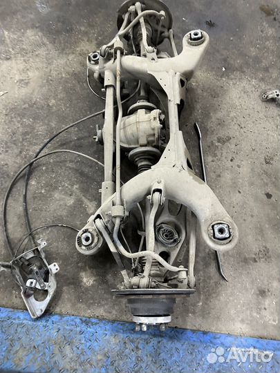 Задний мост на мерседес 211 3.2