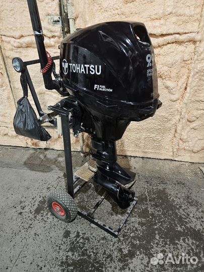 Лодочный мотор 9.9 бу
