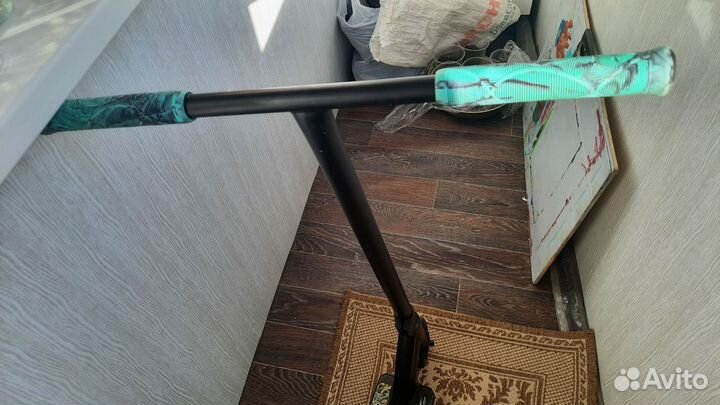 Продам трюковой самокат