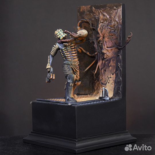 Фигурка Dead Space collectors edition Айзек Кларк