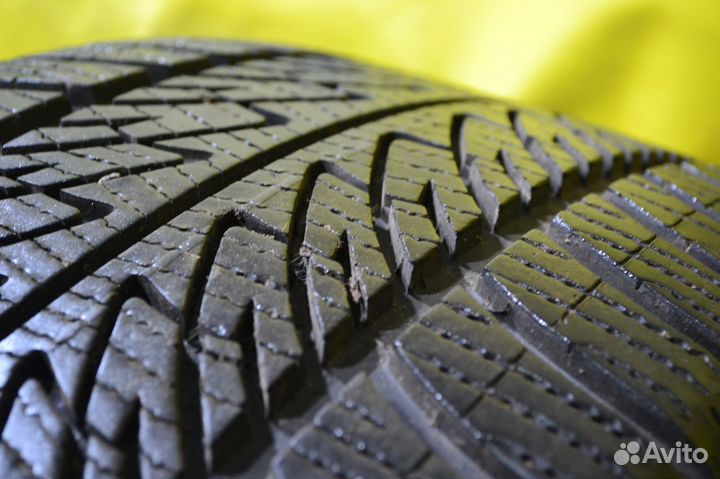 Goodyear UltraGrip 8 Performance 285/45 R20
