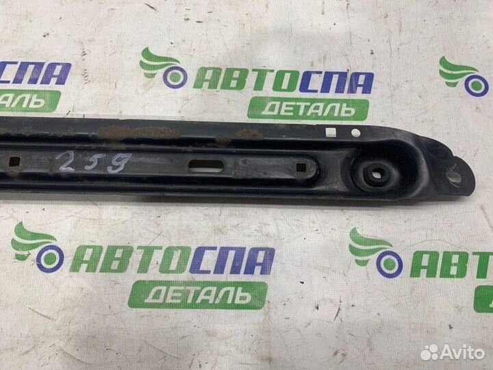 Балка под радиатор передняя Peugeot 308 (T7)