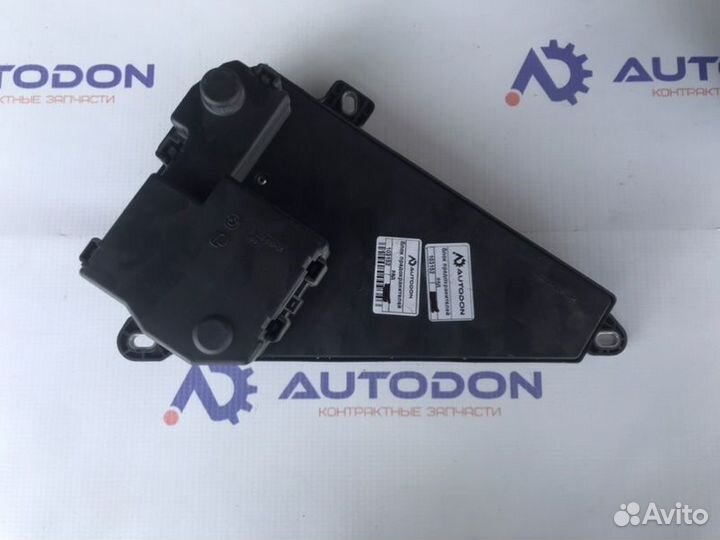 Блок предохранителей задний Bmw 5 Series E60