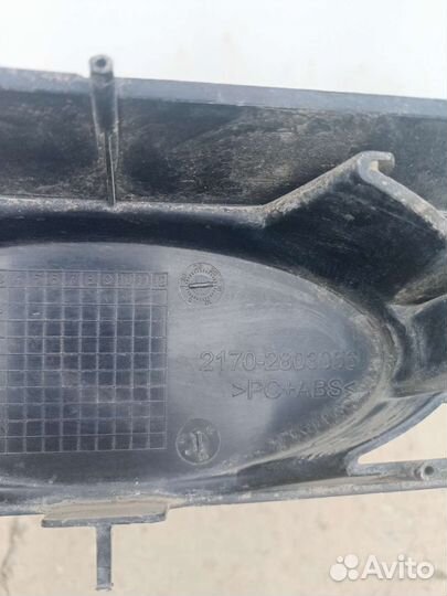 Решетка радиатора LADA Priora