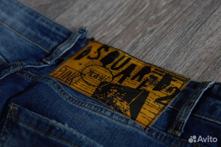 Джинсы dsquared2