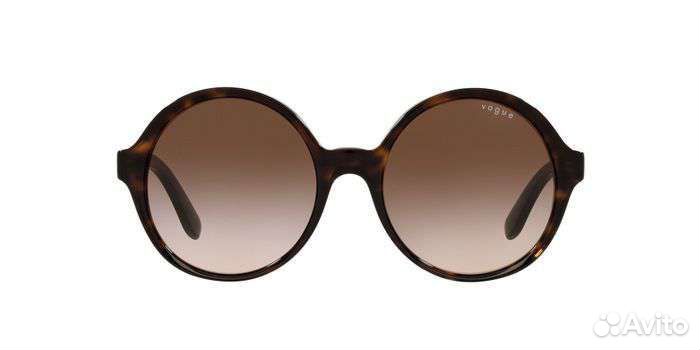 Солнцезащитные очки Vogue