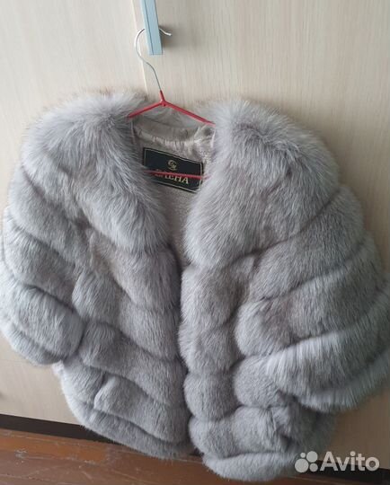 Шуба укороченная песцовая (модель авто-леди)