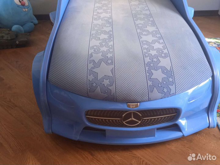 Детская кровать машина с подсветкой