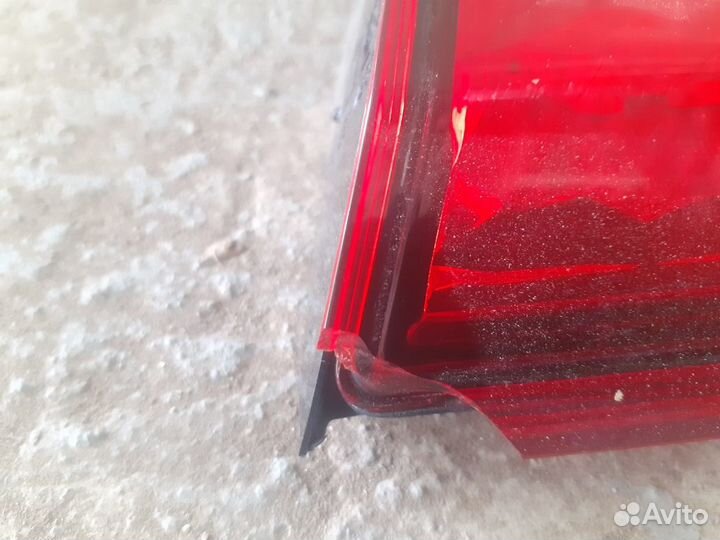 Фонарь задний левый внутренний Outlander 3