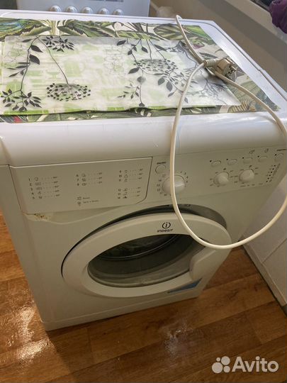 Стиральная машина indesit