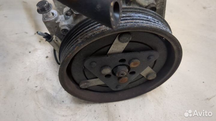 Компрессор кондиционера Renault Clio, 2002