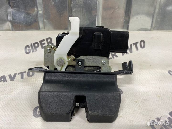 Замок багажника Kia Sorento UM prime 3 D4HBJ 2018