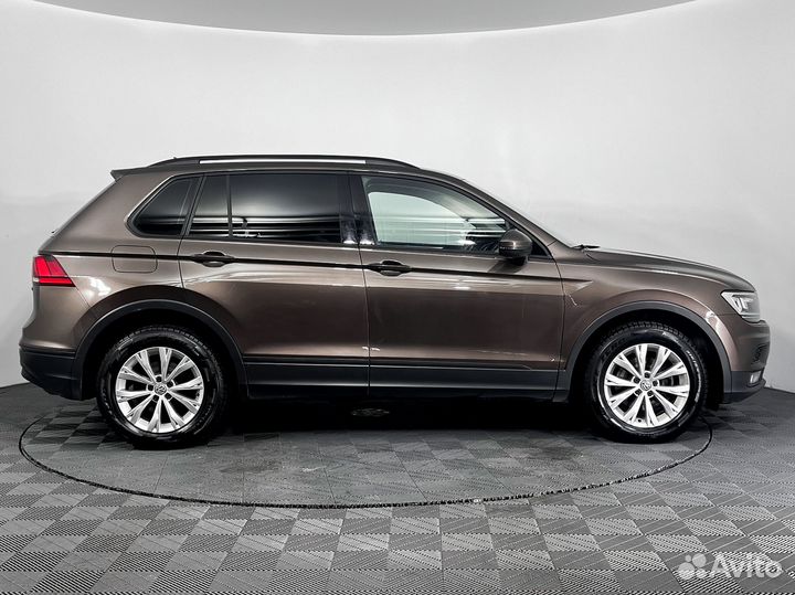 Volkswagen Tiguan 1.4 AMT, 2020, 81 001 км