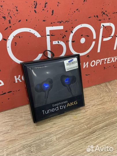 Наушники с Type-C AKG новые