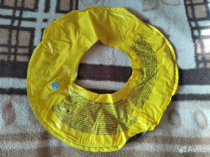 Детский плавательный круг