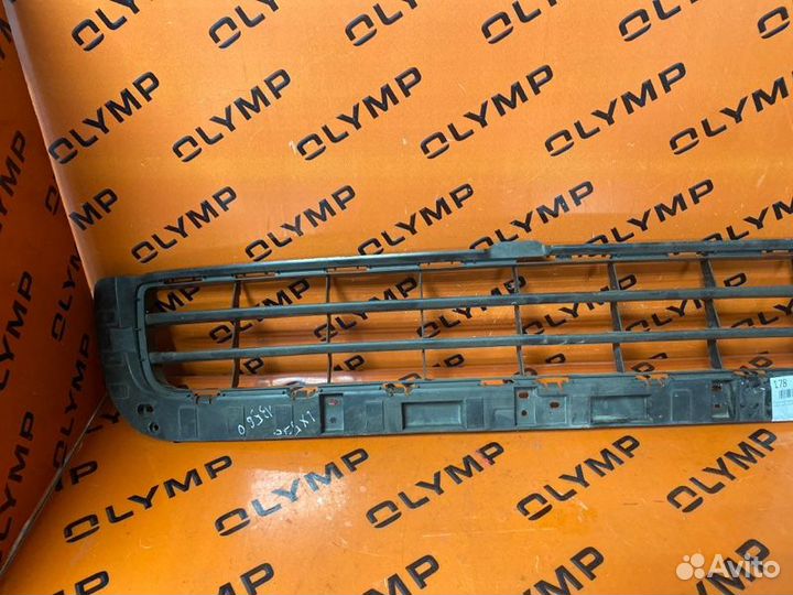 Решетка бамперная Lexus Lx570 LX570 2008