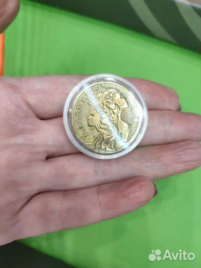 Монета сувенирная, жетоны разные