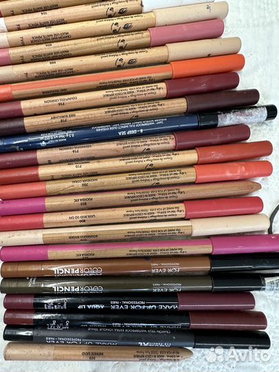 Карандаши Make up,dior, givenchy, clinique